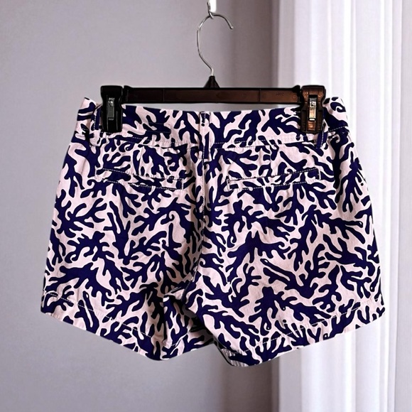 Lilly Pulitzer The Callahan Short. Size 00. Navy & White. Reef Cotton Chino - Picture 11 of 11